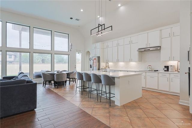 2806 San Eduardo Street, Mission, TX 78572
