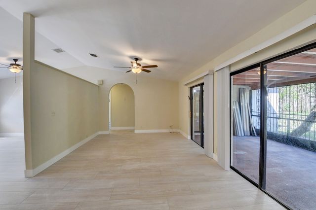 7011 San Sebastian Circle, Boca Raton, FL 33433