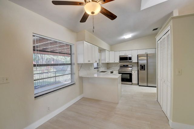 7011 San Sebastian Circle, Boca Raton, FL 33433