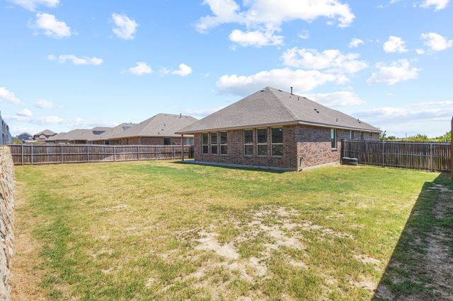 3507 Camden Creek Road, Krum, TX 76249