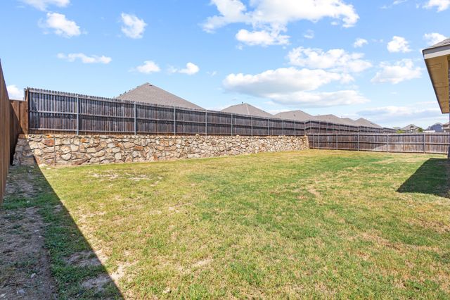 3507 Camden Creek Road, Krum, TX 76249