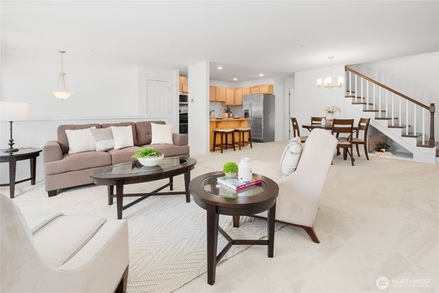 20472 137th Avenue SE, Kent, WA 98042