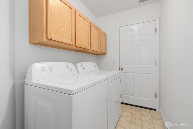 20472 137th Avenue SE, Kent, WA 98042