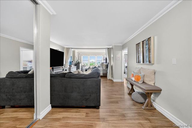 1170 Ocean Parkway 5D, Brooklyn, NY 11230