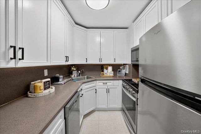 1170 Ocean Parkway 5D, Brooklyn, NY 11230