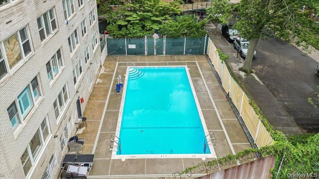 1170 Ocean Parkway 5D, Brooklyn, NY 11230