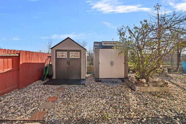 5967 Leonardo Way, Elk Grove, CA 95757