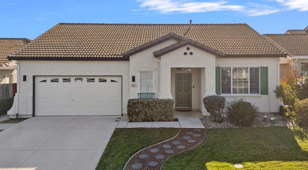 5967 Leonardo Way, Elk Grove, CA 95757