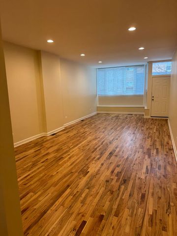 1705 Simpson Street, Evanston, IL 60201