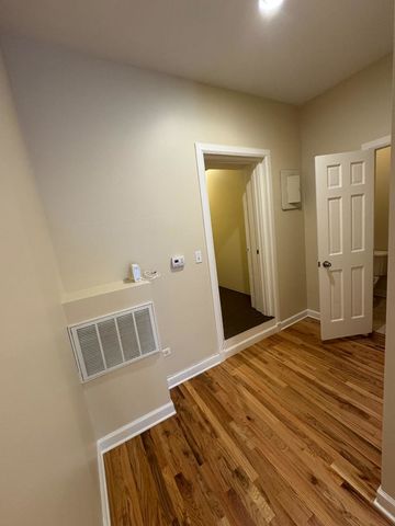 1705 Simpson Street, Evanston, IL 60201