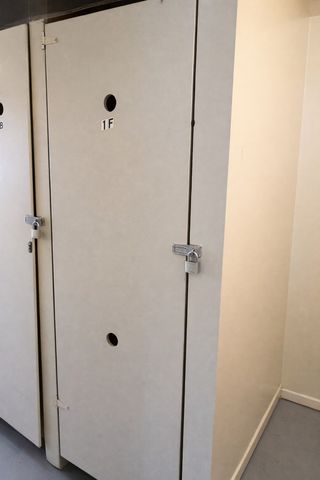 8828 N Leslie Lane 1F, Des Plaines, IL 60016