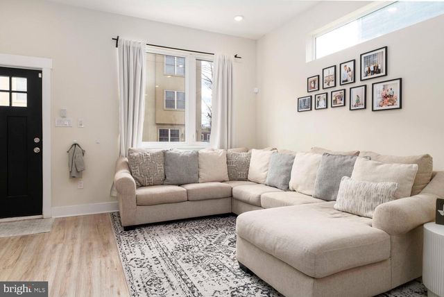 101 E PHIL ELLENA ST, Philadelphia, PA 19119