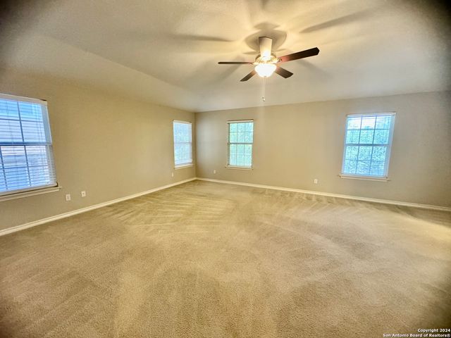 952 PERSIAN GDN, San Antonio, TX 78260