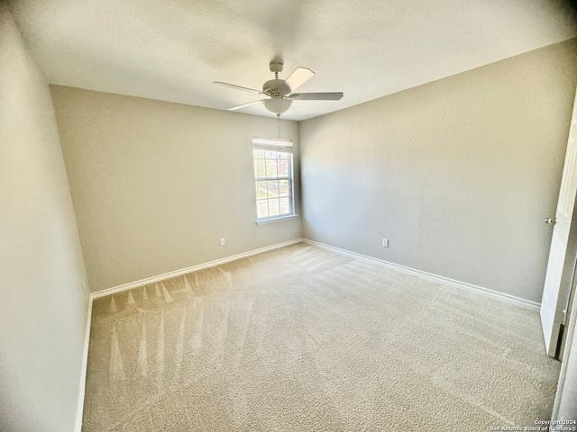 952 PERSIAN GDN, San Antonio, TX 78260