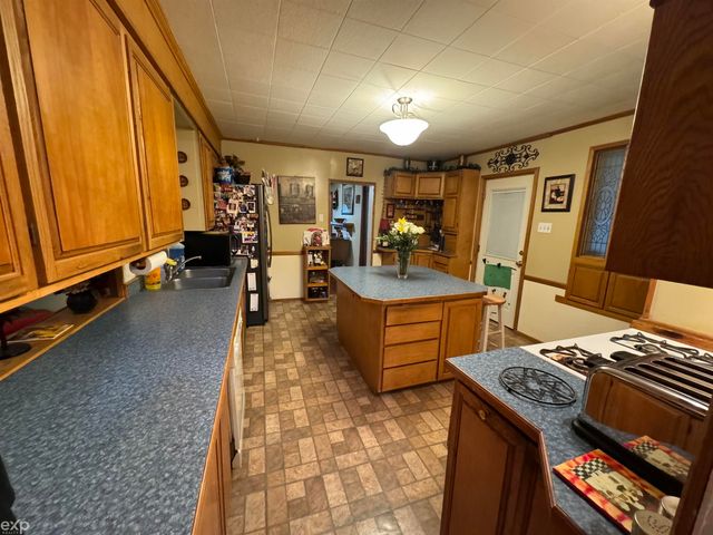 355 W 1st Street, Imlay City, MI 48444
