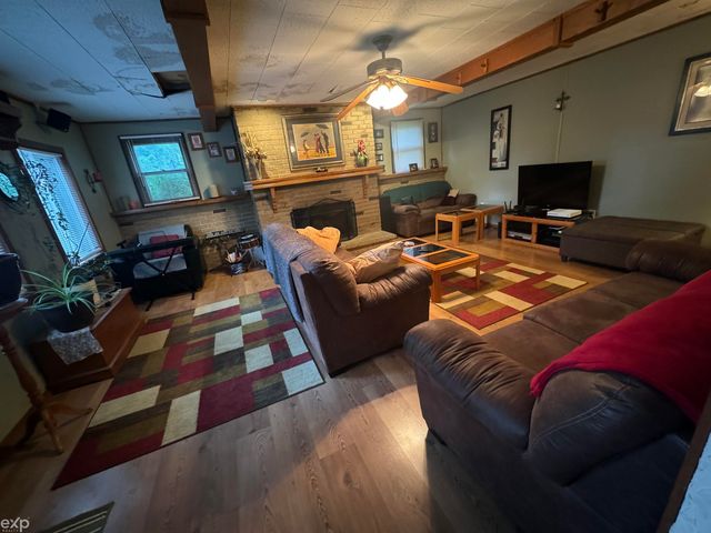 355 W 1st Street, Imlay City, MI 48444