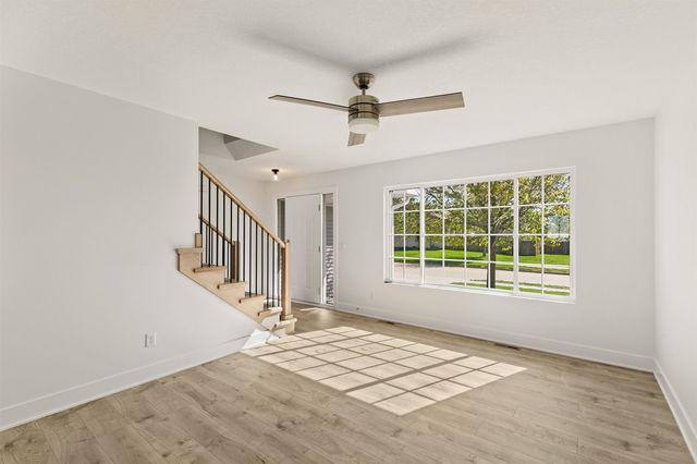 4222 132nd Street, Urbandale, IA 50323
