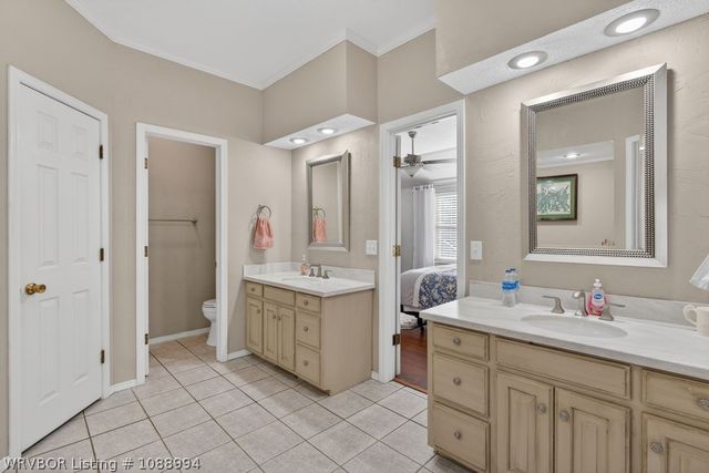 2409 S 87th Drive, Fort Smith, AR 72903