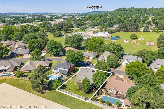 2409 S 87th Drive, Fort Smith, AR 72903