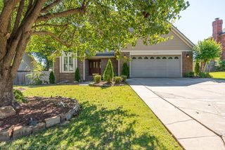 2409 S 87th Drive, Fort Smith, AR 72903