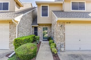 419 Oak Leaf Drive, Duncanville, TX 75137
