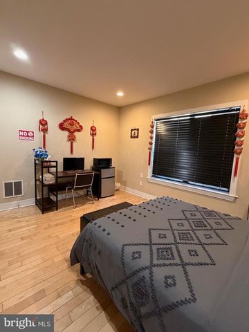 1105 WALLACE ST, Philadelphia, PA 19123