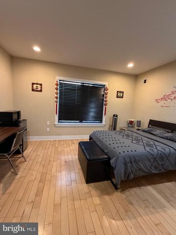 1105 WALLACE ST, Philadelphia, PA 19123