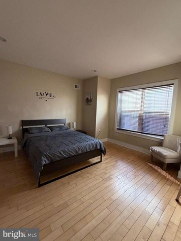 1105 WALLACE ST, Philadelphia, PA 19123