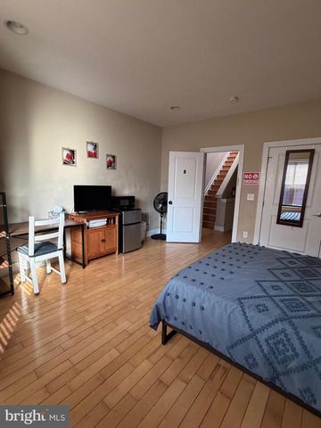 1105 WALLACE ST, Philadelphia, PA 19123