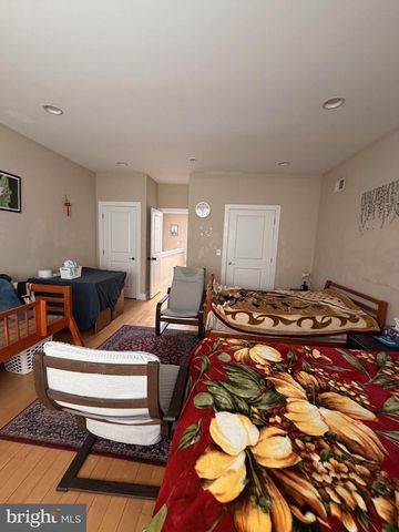 1105 WALLACE ST, Philadelphia, PA 19123