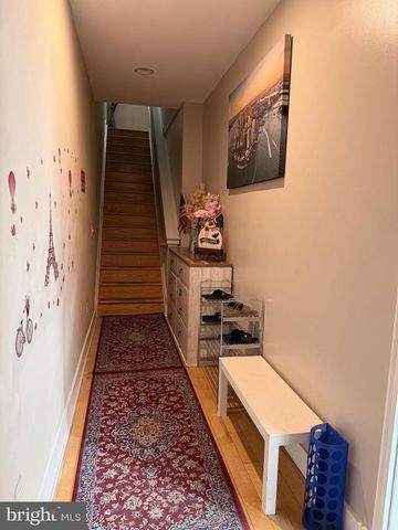 1105 WALLACE ST, Philadelphia, PA 19123