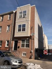 1105 WALLACE ST, Philadelphia, PA 19123