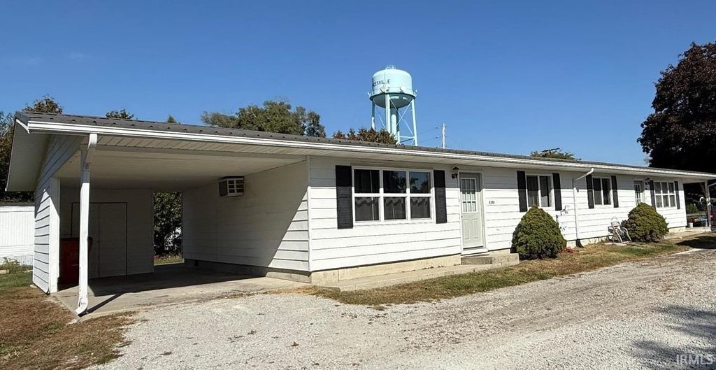 338 N Bill Street, Francesville, IN 47946