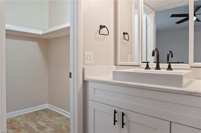 834 SE 46th ST 1C, Cape Coral, FL 33904