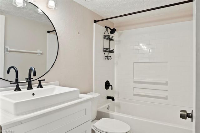 834 SE 46th ST 1C, Cape Coral, FL 33904