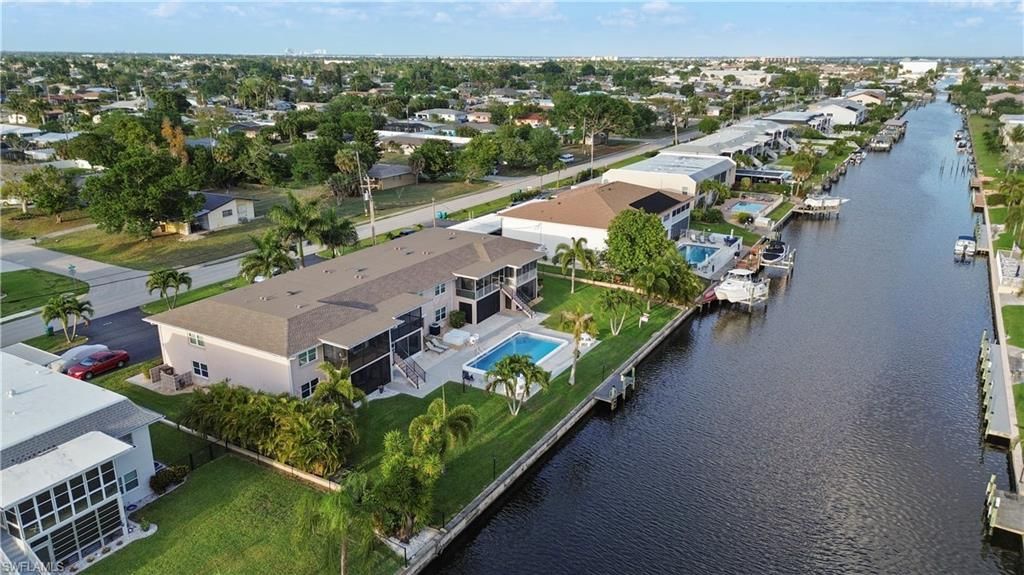 Image 5 of property listing at 834 SE 46th ST 1C, Cape Coral, FL 33904