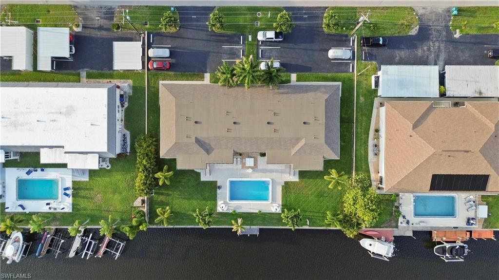 Image 6 of property listing at 834 SE 46th ST 1C, Cape Coral, FL 33904