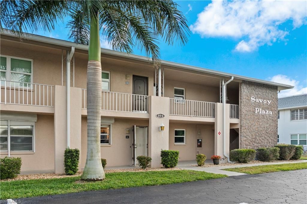 Image 7 of property listing at 834 SE 46th ST 1C, Cape Coral, FL 33904