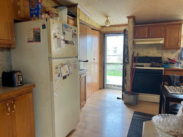 103 Frank Court, Fox Lake, WI 53933