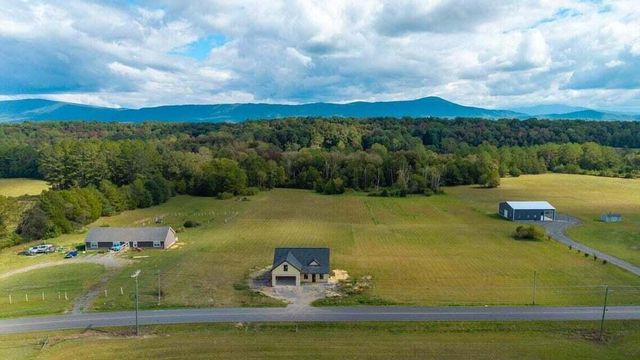 352 Benton Station Road, Benton, TN 37307