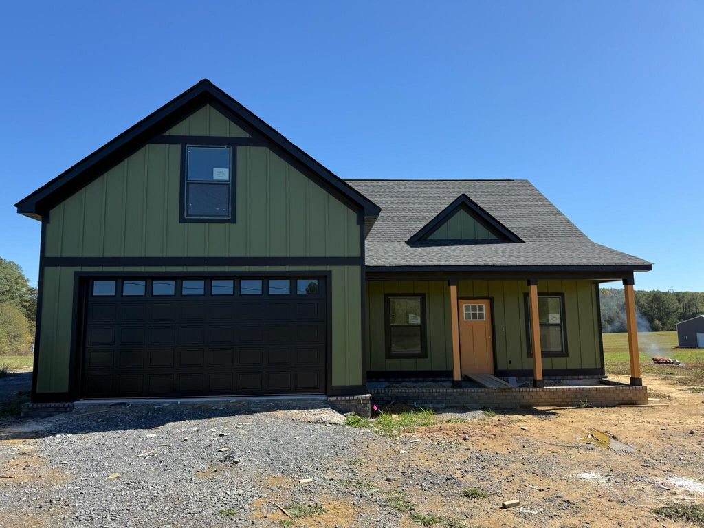 352 Benton Station Road, Benton, TN 37307