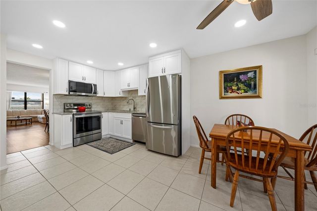 4910 BAY STREET NE 311, St Petersburg, FL 33703