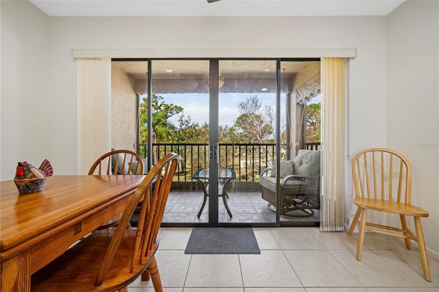 4910 BAY STREET NE 311, St Petersburg, FL 33703