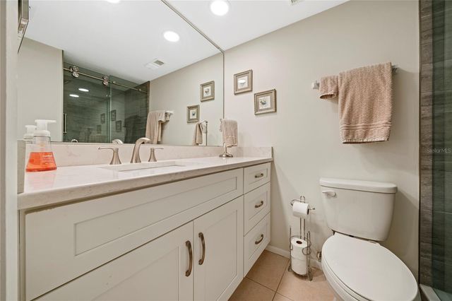 4910 BAY STREET NE 311, St Petersburg, FL 33703