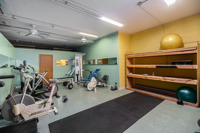 1043 S YORK Road 202, Bensenville, IL 60106