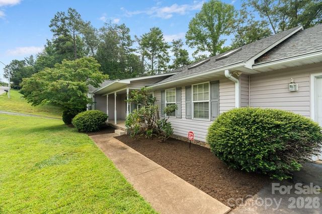 27 Red Maple Drive, Weaverville, NC 28787