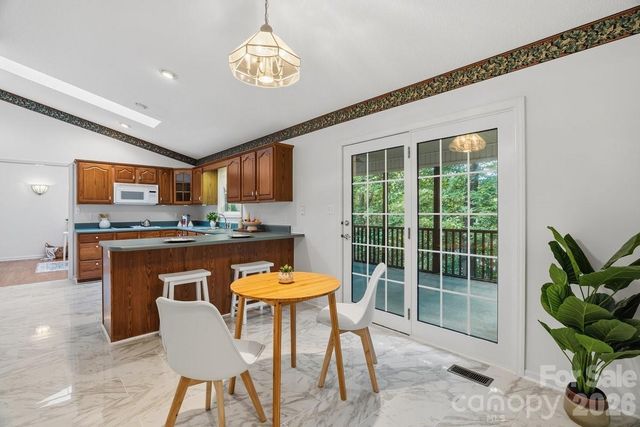 27 Red Maple Drive, Weaverville, NC 28787