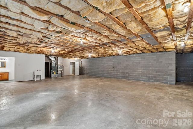 27 Red Maple Drive, Weaverville, NC 28787