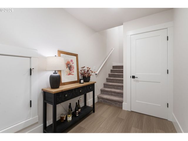 13927 Sw 165TH Ave, Tigard, OR 97223