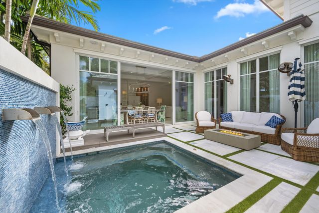 104 Lanitee Circle, Jupiter, FL 33458